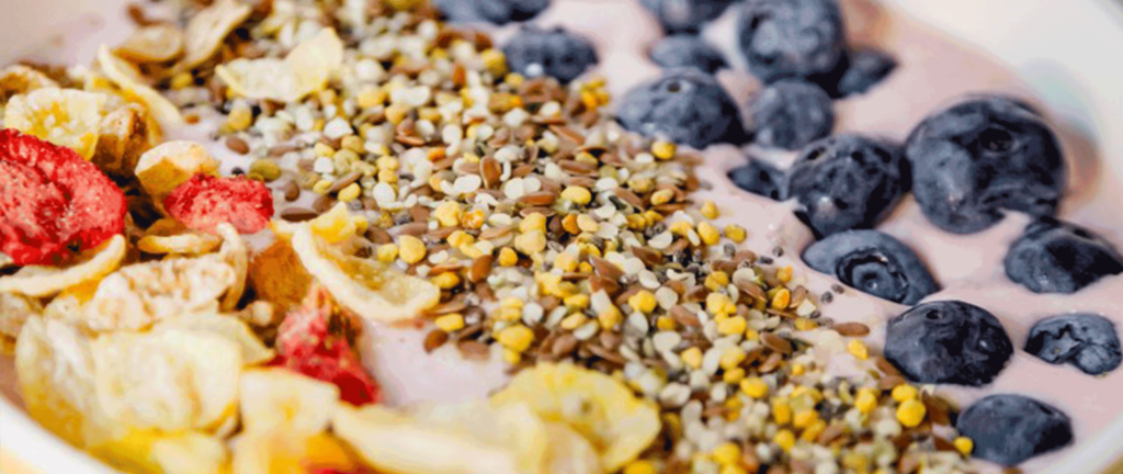 Strawberry Pineapple Smoothie Bowl