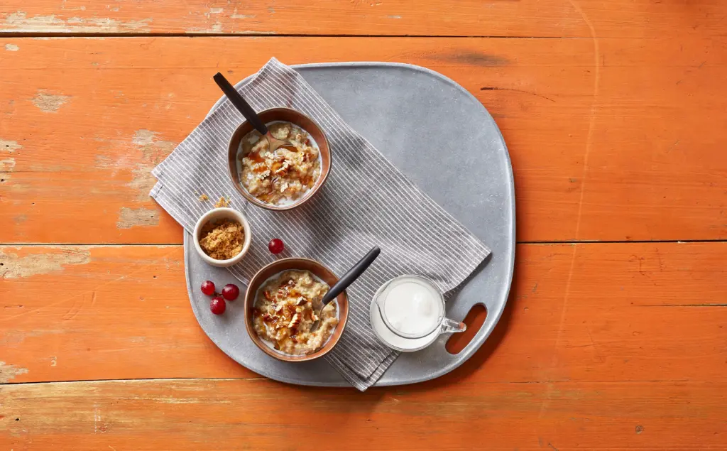 bowls of Better Oats 100 Calorie Maple & Brown Sugar